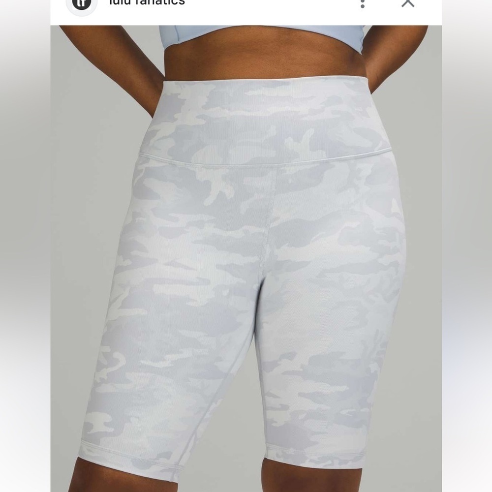 Lululemon wounder under shorts